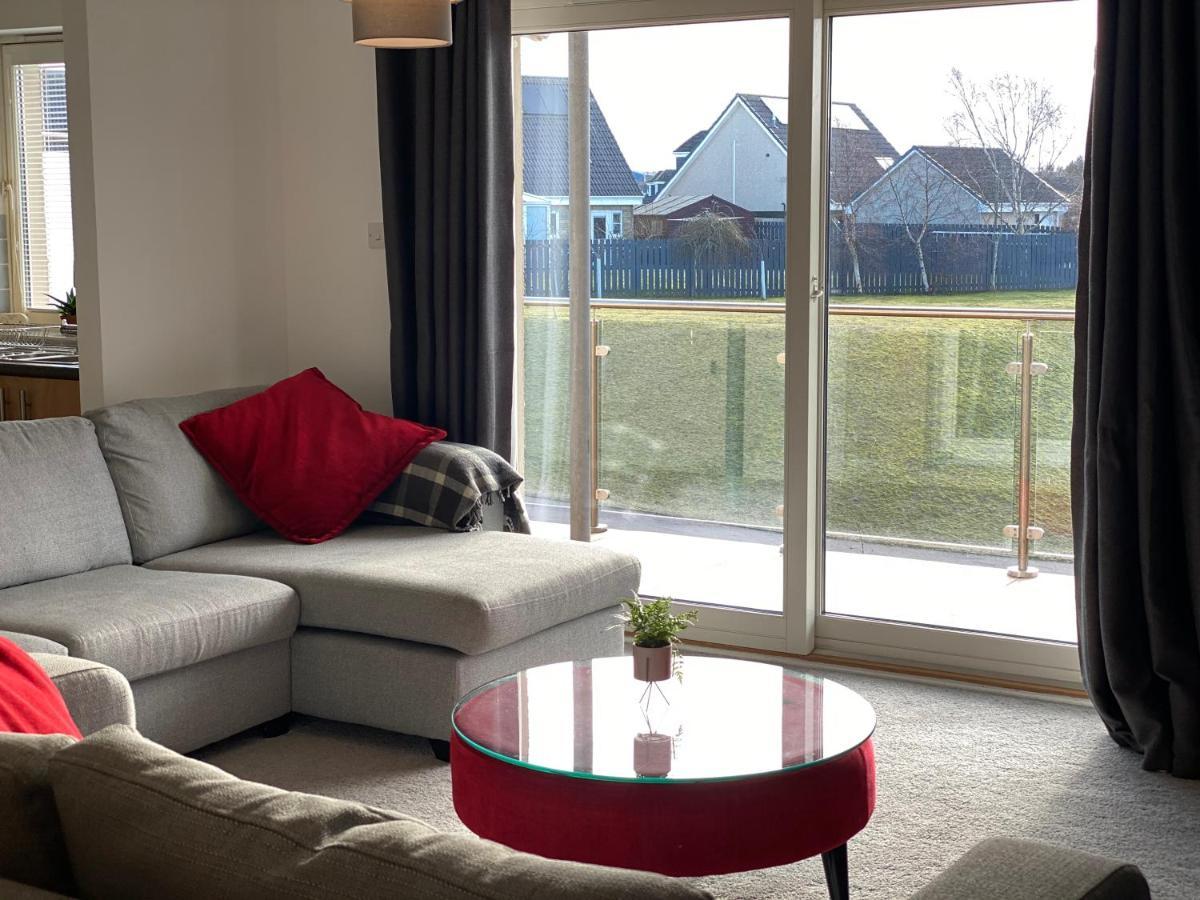 The Duplex Nairn- Spacious 3 Bedroom With Sunny Balcony Luaran gambar