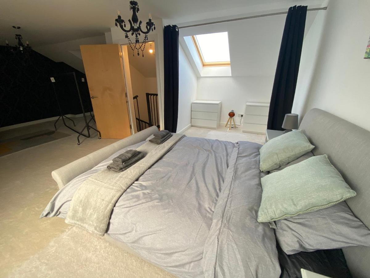 The Duplex Nairn- Spacious 3 Bedroom With Sunny Balcony Luaran gambar